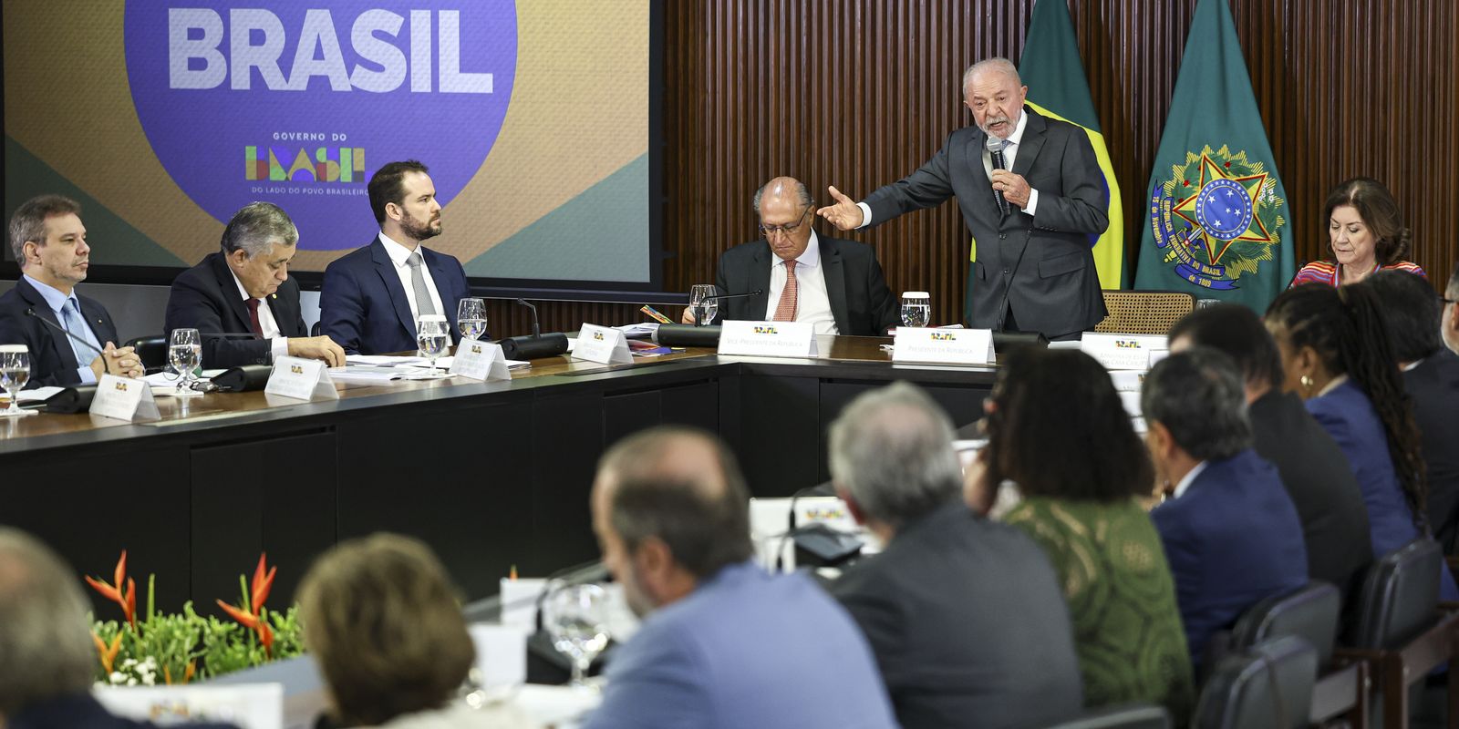 Lula reage a sanções dos EUA: ‘Brasil não é republiqueta insignificante’