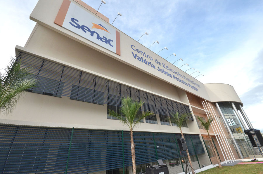 Salários de até R$ 6,6 Mil: Sesc e Senac Goiás Abrem Novas Vagas de Emprego no Estado