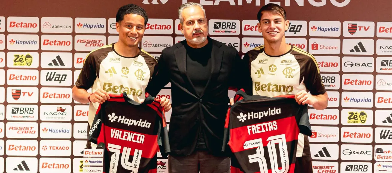 Boto Pede Calma com Reforços do Flamengo e Cita Pulgar como Exemplo