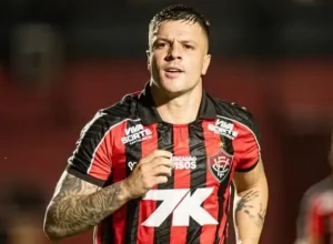 RENATO-KAYZER