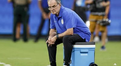 Marcelo Bielsa, treinador argentino do Uruguai – Erik S. Lesser/AFP