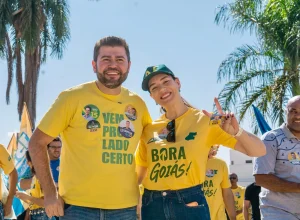 ana-caroline-amilton-filho