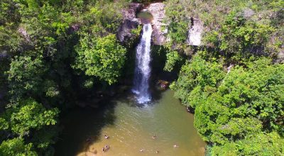 Cachoeira do Abade, em Pirenópolis, vista de cima. (Foto: Reprodução/ YouTube)