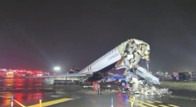 1 de 1 imagem colorida colisão aviao aeroporto nova york - Foto: Reprodução/Redes sociais