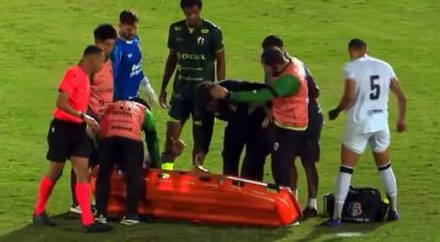 Jogador foi agredido por maqueiro – Foto: Reprodução / SportyNet