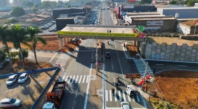 lateral-do-viaduto-da-avenida-leste-oeste-foi-liberado-e-mesa-tecnica-vai-discutir-futuro-da-obra-foto-joabe-mendonca