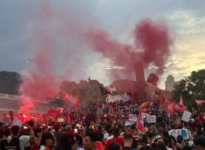 luiz-cesar-bueno-anuncia-novos-atos-por-lula-e-promete-ofensiva-para-conquistar-400-mil-votos-em-goias-1