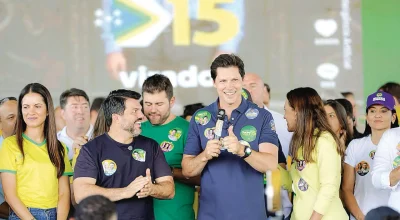 marcio-correa-destaca-apoios-a-sua-gestao-em-anapolis-por-parte-de-daniel-vilela-foto-divulgacao