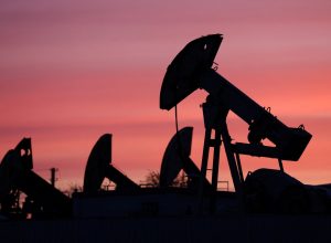 petroleo-commodity-ormuz-wti-brent-1
